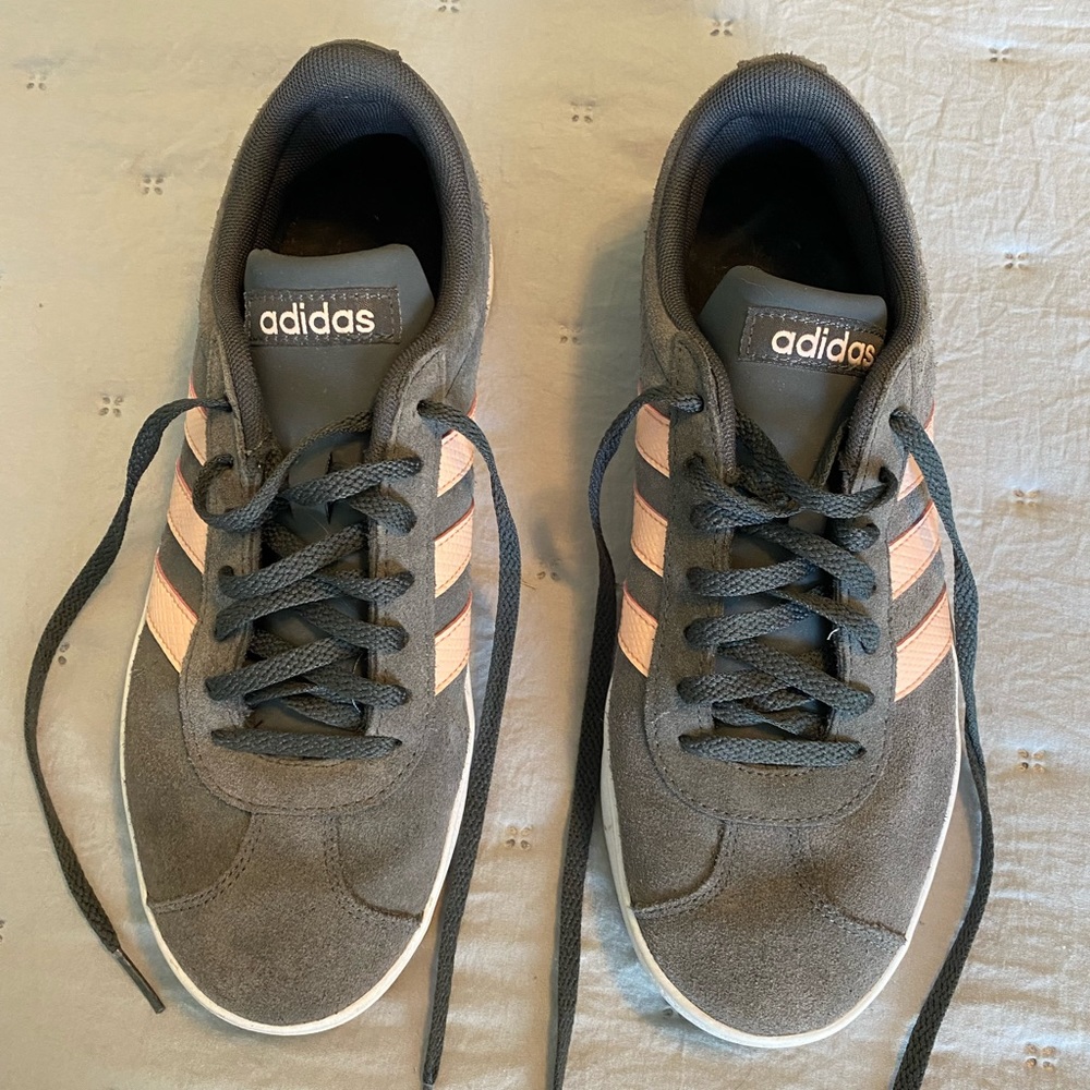 Grey Suede Adidas with Pink stripes SIZE 8 1/2 woman's